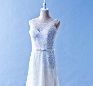 502WL01 XJ Sequins Flow Sleeves A line Plus Top Malaysia Wedding Dress Designer Rental