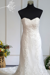 401W003 Trumpet Lace Heart Shape Tube Double Tier c Malaysia Wedding Dress rental