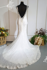 408W11 LL Berta Low back Sequin Trumpet Chantily Lace d