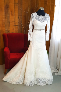 53 502W14 XJ Long Sleeves Straight Neck Full Lace A line Crystal Belt