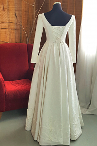 18 Long sleeves V Neck Textured Satin A line Royal Princess Wedding Dress Rental Gaun Baju Pengantin Muslimah Kahwin Nikah Sanding Malaysia Kuala Lumpur Petaling Jaya