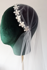 75 Bride Wedding Veil Plain Soft Tulle Veil Short FingerTip Floral Lace/Veil Tudung Pengantin Nikah Sanding Hair Accessories Kuala Lumpur