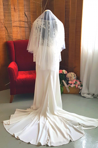 12 Premium Bride Wedding Veil Plain Soft Tulle Veil Short FingerTip with Pearls /Veil Tudung Pengantin Nikah Sanding High Quality