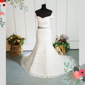 401W013 HH Off shoulder Tiered a