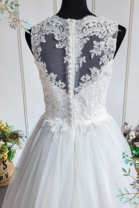 401W023 401W023 MR Illusioned Lace neckline Princess c