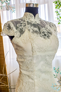405W003 Mermaid a405W003 Mermaid Oriental Cheongsam White lace Wedding qi pao malaysia rentalOriental Cheongsam White lace a rental