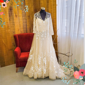 806LLWL01 Plus Size Sabrina LS Champagne V neck A line Floral Wedding Evening Dress rental Malaysia