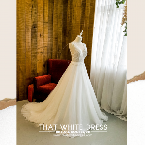 906BY04W04 Harina Deep V scallops Low Back A line Soft tulle princess Bride Wedding Dress Designer Premium White Rental Kuala Lumpur