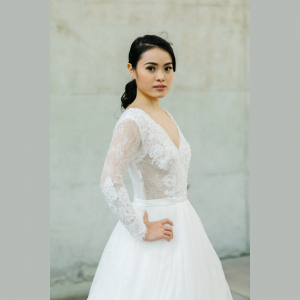 610LLW03 LL Long Sleeves V neck low back Cassandra 4  Bride Wedding Event Reception Dinner Dress rental Malaysia