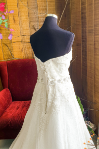 405WL01LL Plus Size Sweet Heart A line Belt h Plus Size Bride Malaysia Dress Rental