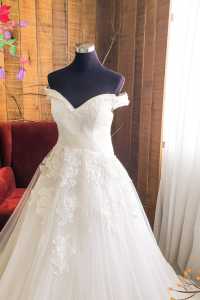 601WL06 BR Plus Off Shoulder Princess f Plus Size Wedding Dress Malaysia, 