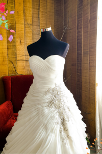 603LLWL01 LL Plus Sweet Heart Organza Pleated A line Nur f Plus Size Bride Malaysia Dress Rental