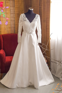 808BYWL01 Plus Latifa Cap Lace sleeves V neck A line Satin Skirt a Plus Size Bride Malaysia Dress Rental, 