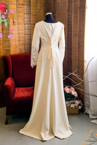 910BY05WL01 Yarrie PLUS  LS Crepe Plain Cut out Waist b Plus size Bride Pengantin besar sewa Kuala Lumpur