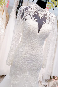 910LLW07 Darla LS baroque trumpet 3 Long Sleeves Bridal Dress Malaysia Rental, French Lace wedding Dress rental Malaysia, 