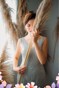 808LLW02 Sammie Deep V Spanish Guipure Deep V back trumpet 7 ROM wedding dress rental Malaysia, Simple wedding dress malaysia, ROM wedding gown Kuala Lumpur, Garden wedding reception Malaysia, 