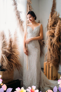 906BY04W02 Darina Deep V trumpet Baroque 4 Garden Wedding Malaysia, Beach Wedding Malaysia, Petite Wedding Gown rental Kuala Lumpur,  