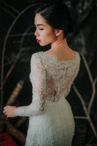 910LLW06 Carla LS boat neck trumpet Alencon 5 Mermaid wedding dress,French Lace wedding Dress rental Malaysia, Long Sleeves Wedding Dress Rental Malaysia, Wedding Gown Designer Malaysia, Malay Wedding Dress Malaysia, 