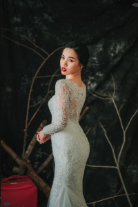 910LLW06 Carla LS boat neck trumpet Alencon 1 Long Sleeves Bridal Dress Malaysia Rental, French Lace wedding Dress rental Malaysia, 