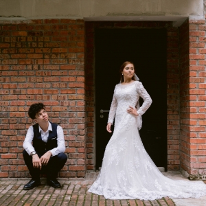 Pre-wedding photoshoot of Eleena Harris  Wedding Gown: @suci_thatwhitedress  Photo: @qahharphotography Busana Pengantin Petaling Jaya Kuala Lumpur